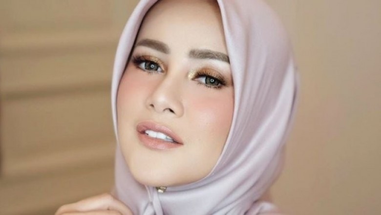 Detail Perempuan Hijab Tercantik Nomer 54