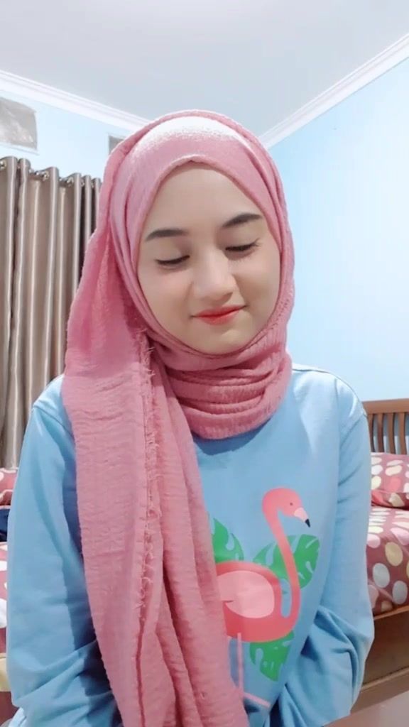 Detail Perempuan Jilbab Cantik Nomer 28