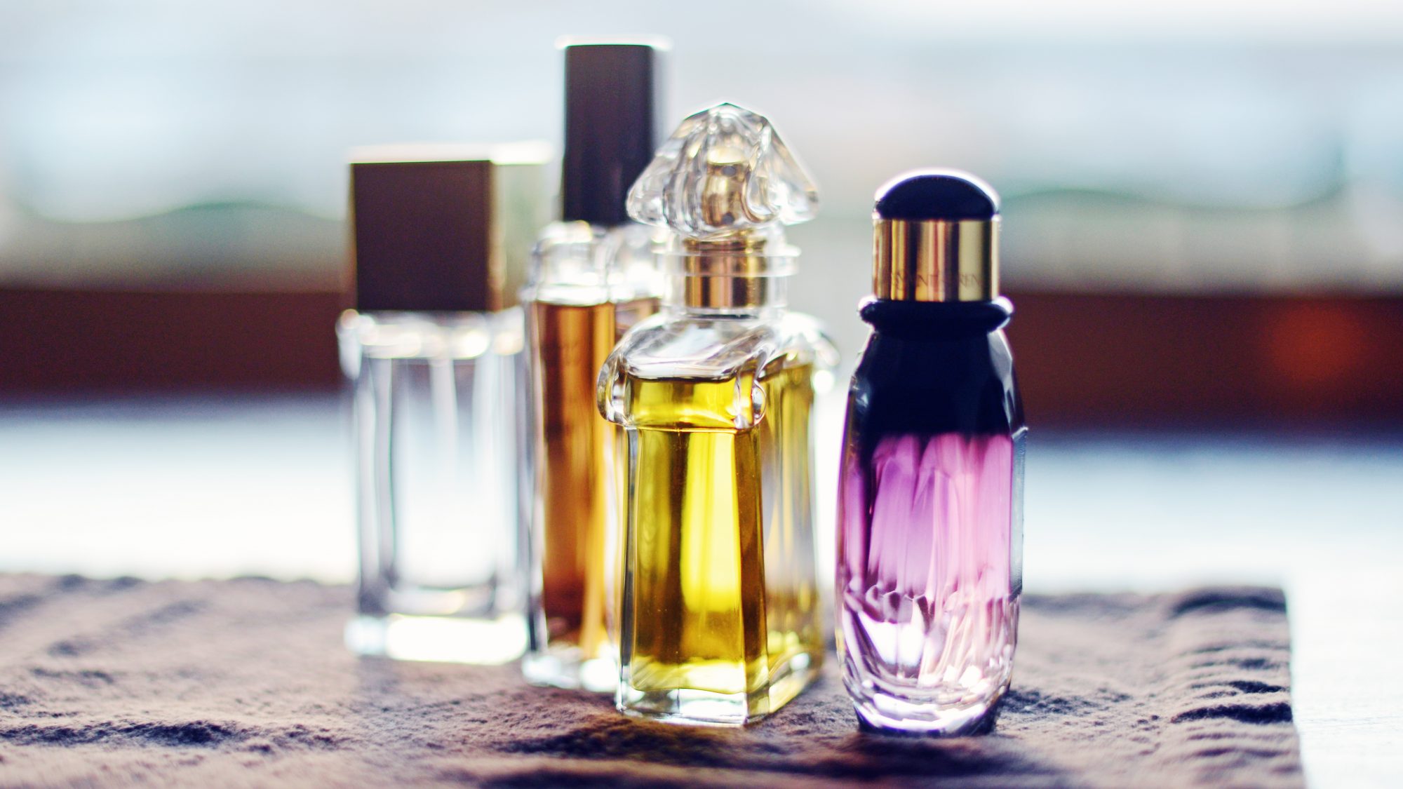 Detail Perfume Image Nomer 2