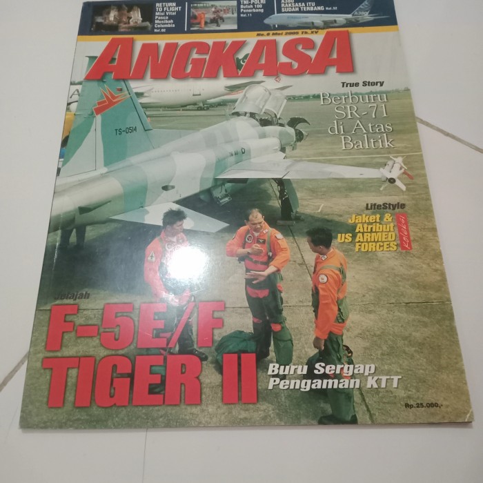 Detail Majalah Militer Angkasa Nomer 17