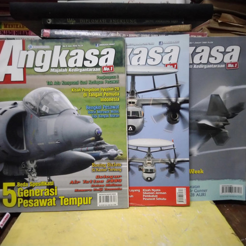 Detail Majalah Militer Angkasa Nomer 45