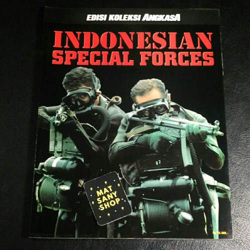 Detail Majalah Militer Angkasa Nomer 9