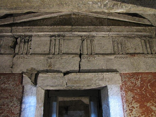 Detail Makam Alexander Agung Nomer 26