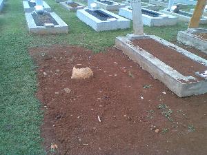 Detail Makam Bob Marley Nomer 29