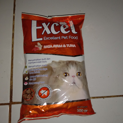 Detail Makanan Kucing Bentuk Segitiga Nomer 16