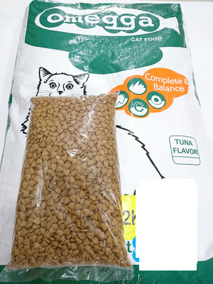 Detail Makanan Kucing Bentuk Segitiga Nomer 4