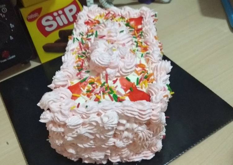 Detail Makanan Kue Ulang Tahun Nomer 41