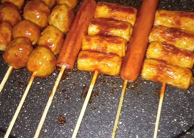 Detail Makanan Sosis Bakar Nomer 16