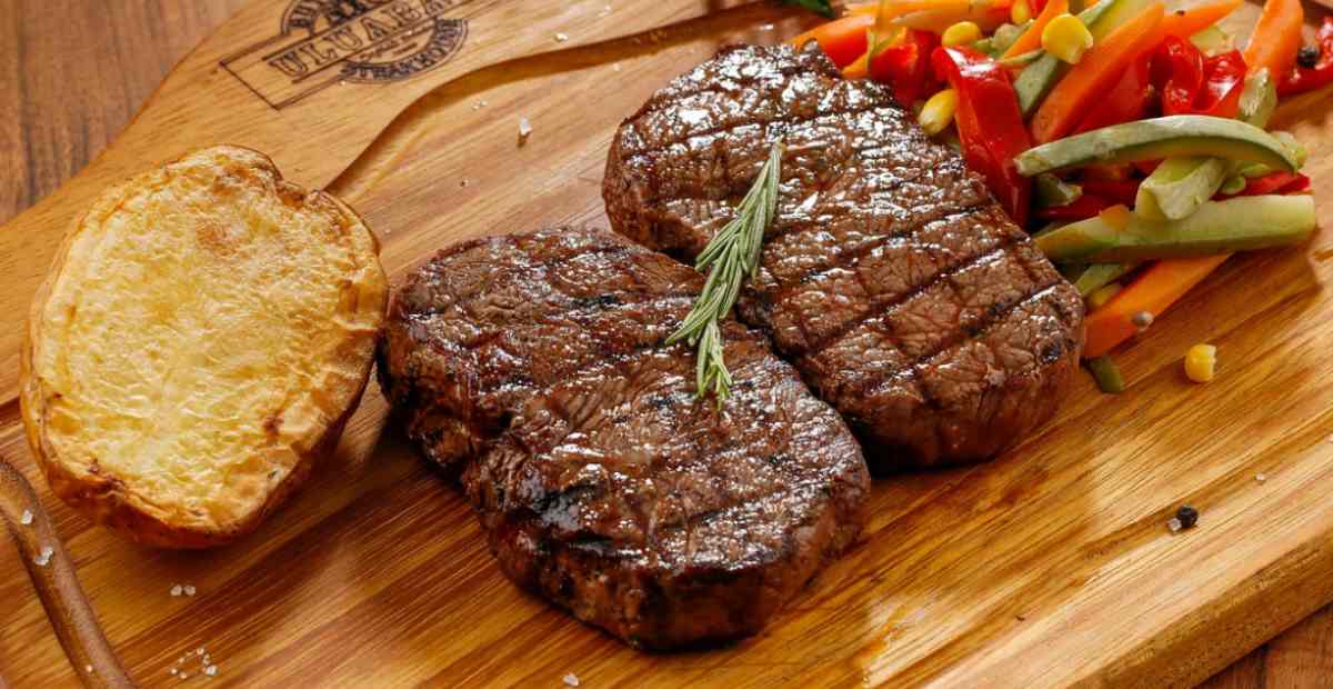 Detail Makanan Steak Daging Nomer 43