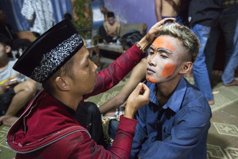 Detail Make Up Jaran Kepang Nomer 18