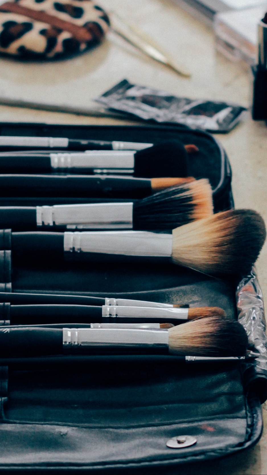 Detail Makeup Wallpaper Nomer 47