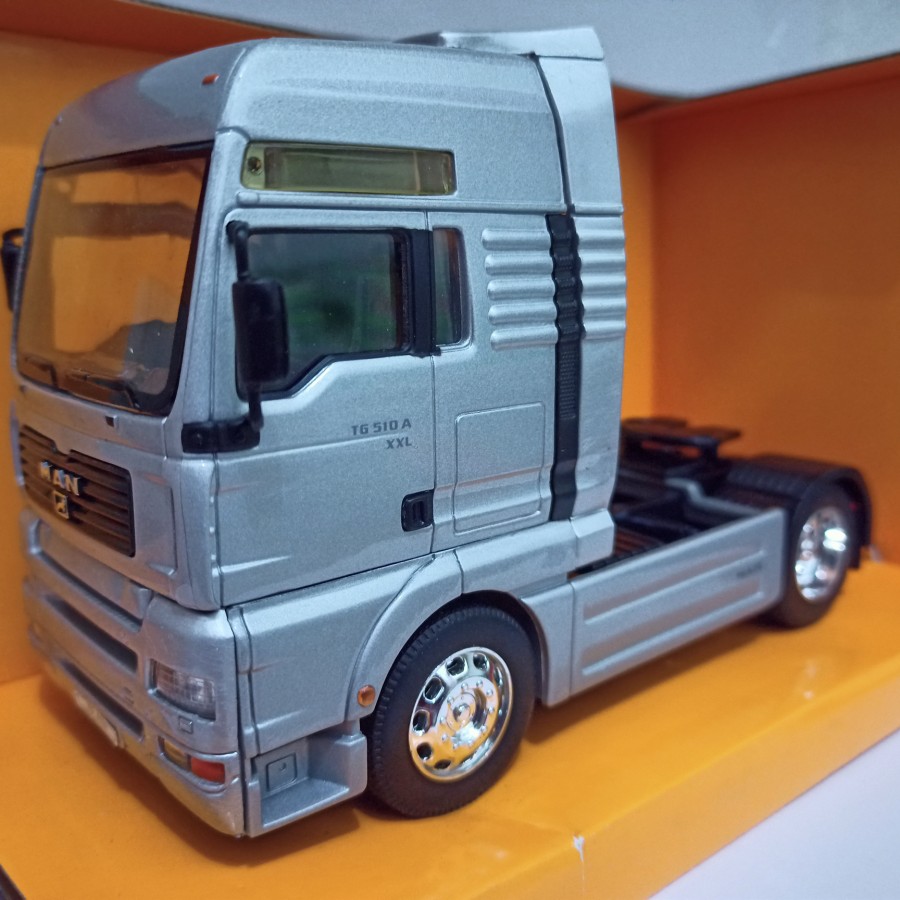 Detail Mal Miniatur Truk Nomer 37