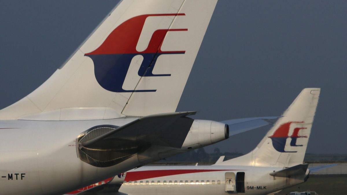 Detail Malaysia Airlines Logo Nomer 36