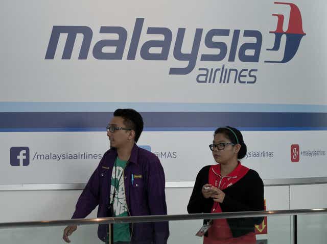 Detail Malaysia Airlines Logo Nomer 48