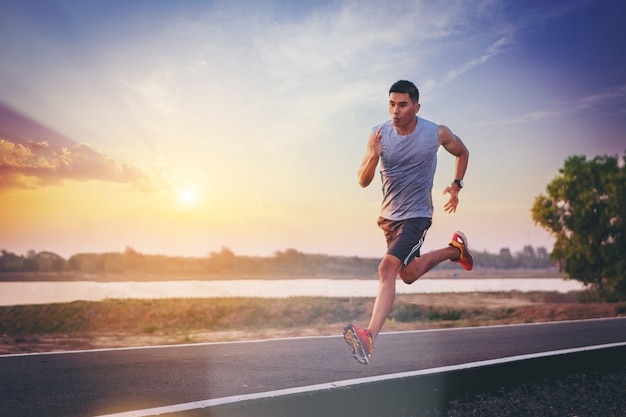 Detail Man Running Images Nomer 38
