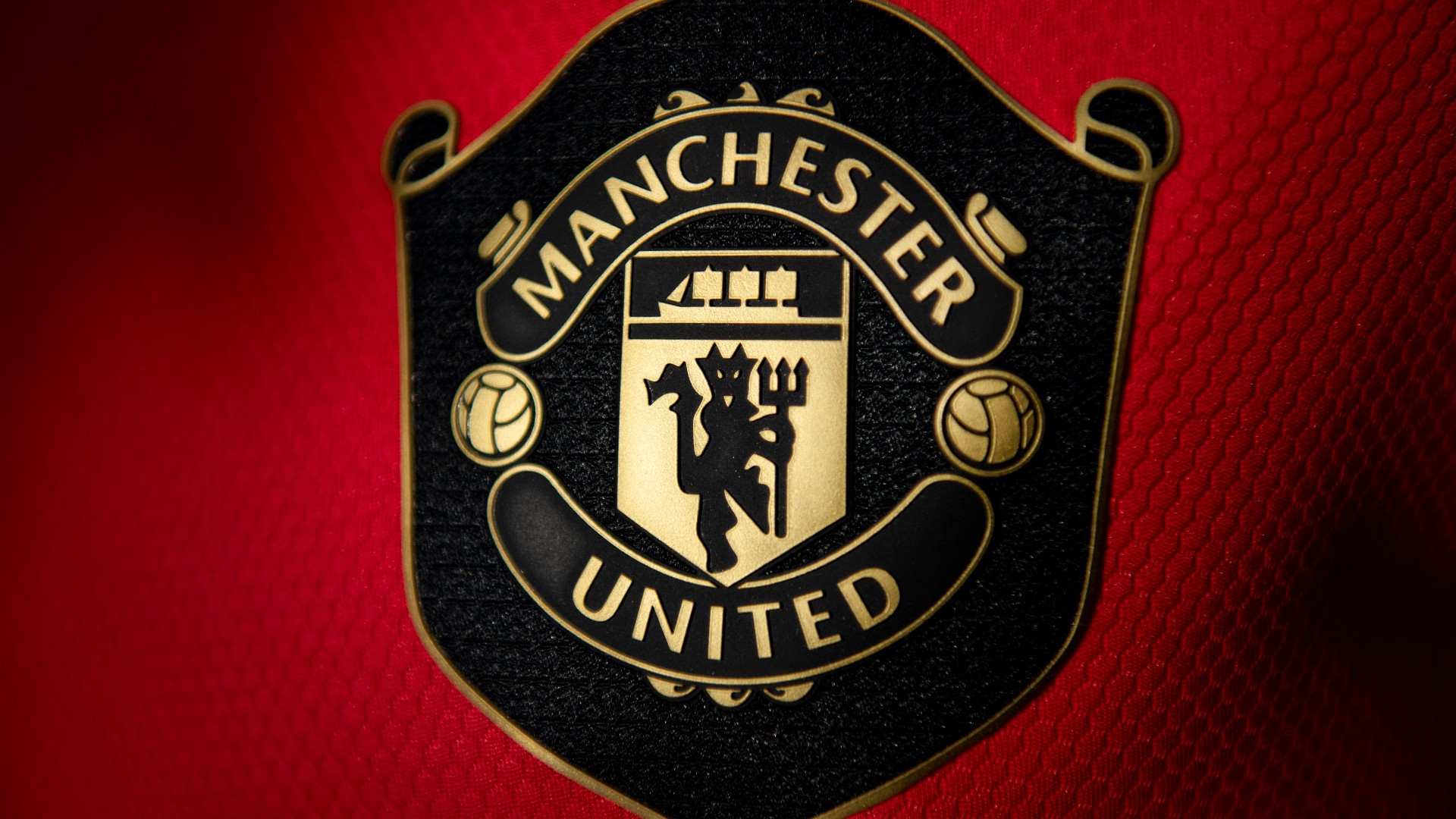 Detail Manchester United Badge Nomer 27