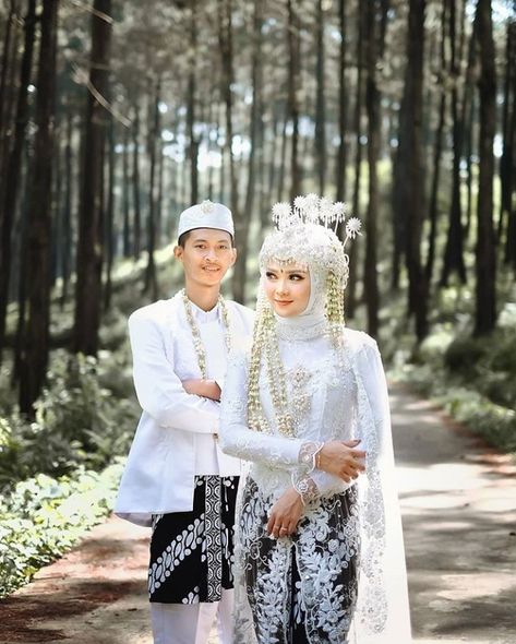 Detail Pernikahan Adat Sunda Hijab Nomer 4