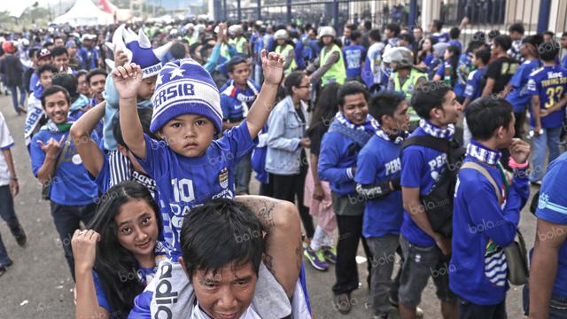 Detail Persija Vs Persib Tawuran Nomer 31