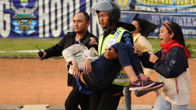 Detail Persija Vs Persib Tawuran Nomer 35