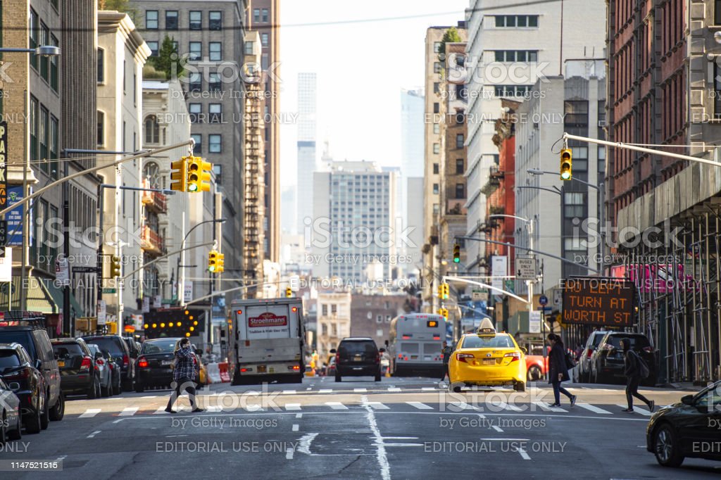 Persimpangan Jalan Di Manhattan - KibrisPDR