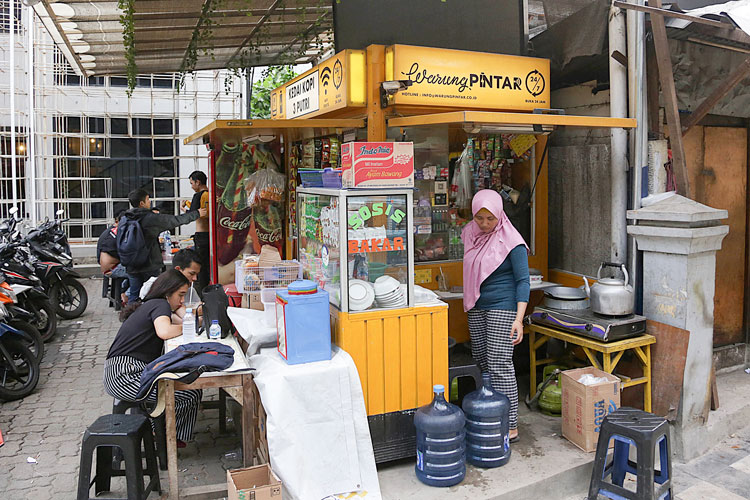 Detail Desain Warung Tenda Pinggir Jalan Nomer 17