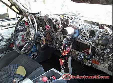 Detail Design Interior Mobil Nomer 54