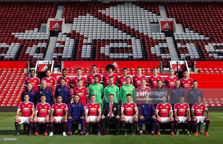 Detail Manchester United Team Photograph Nomer 14