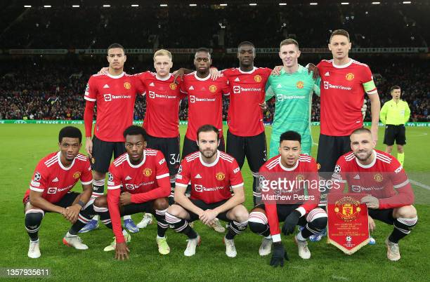 Detail Manchester United Team Photograph Nomer 3