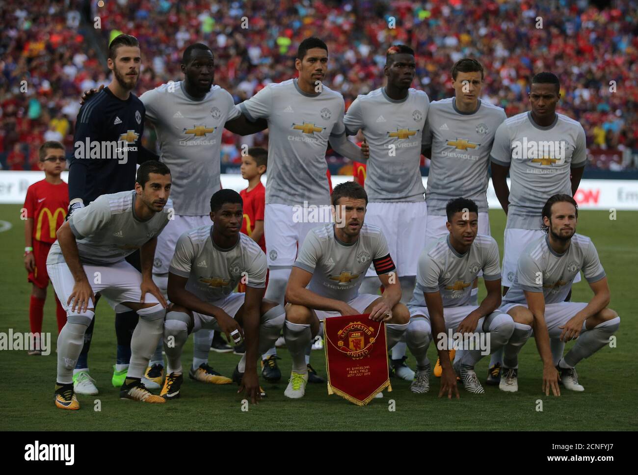 Detail Manchester United Team Photograph Nomer 48