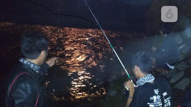 Detail Mancing Di Malam Hari Nomer 3