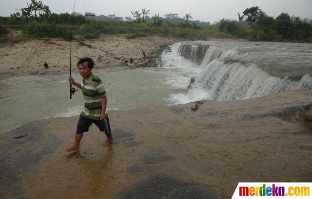 Detail Mancing Ikan Di Sungai Nomer 44