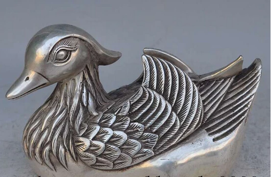 Detail Mandarin Duck Statue Nomer 50
