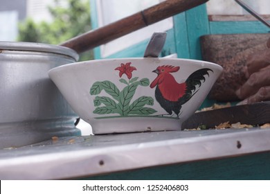 Detail Mangkok Gambar Ayam Nomer 45