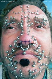 Detail Mantis Piercing Nomer 25