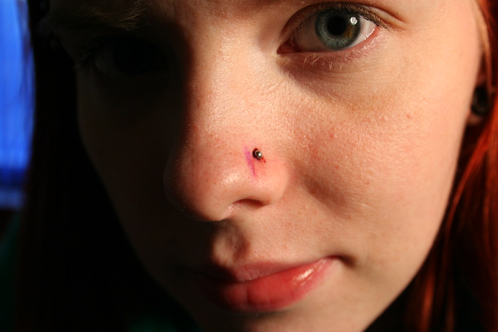 Detail Mantis Piercing Nomer 40
