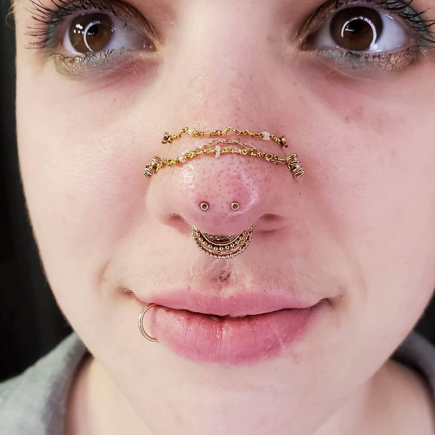 Detail Mantis Piercing Nomer 6