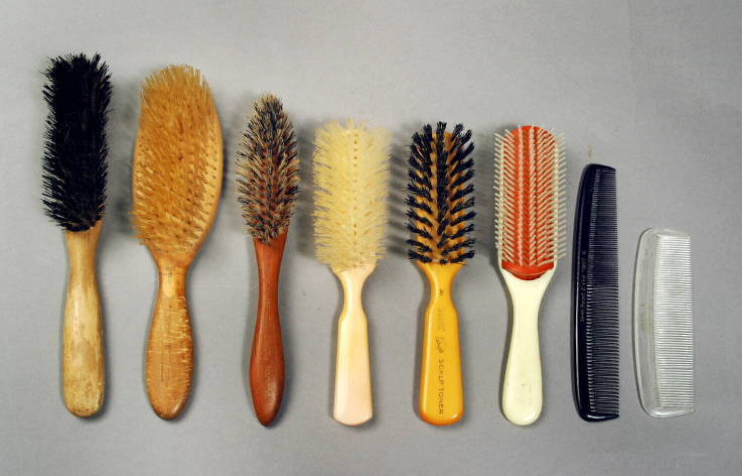 Detail Marilyn Hair Brushes Nomer 29