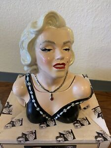 Detail Marilyn Monroe Cookie Jar Nomer 6