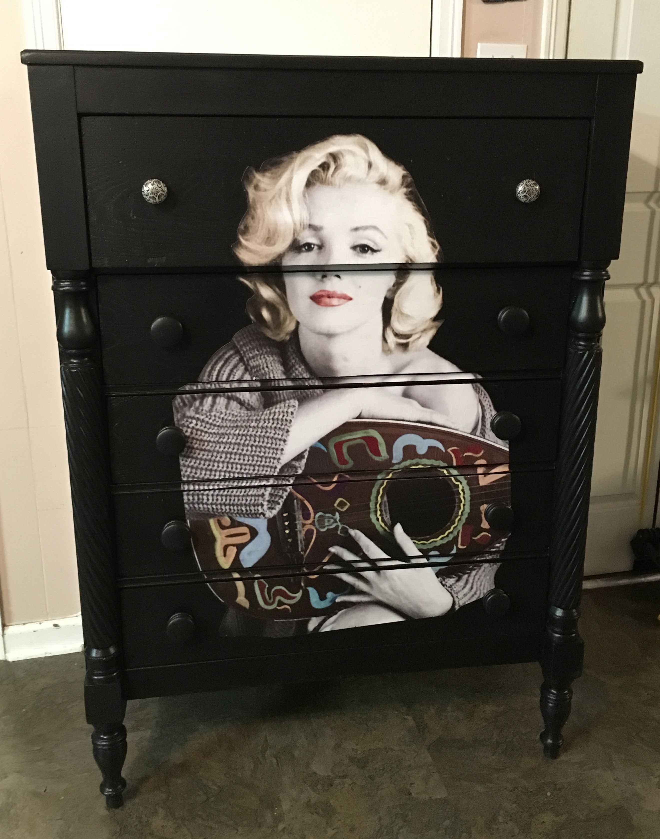 Detail Marilyn Monroe Furniture Transfer Nomer 4