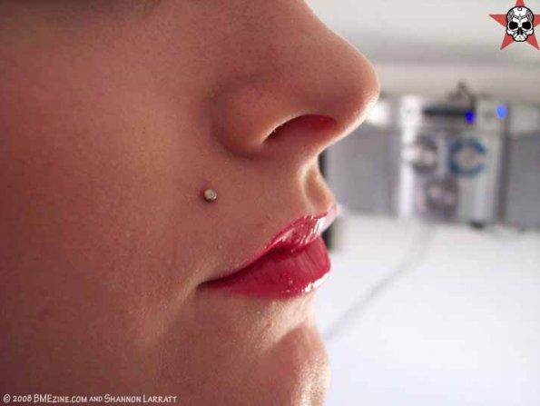 Detail Marilyn Monroe Piercing Cost Nomer 42