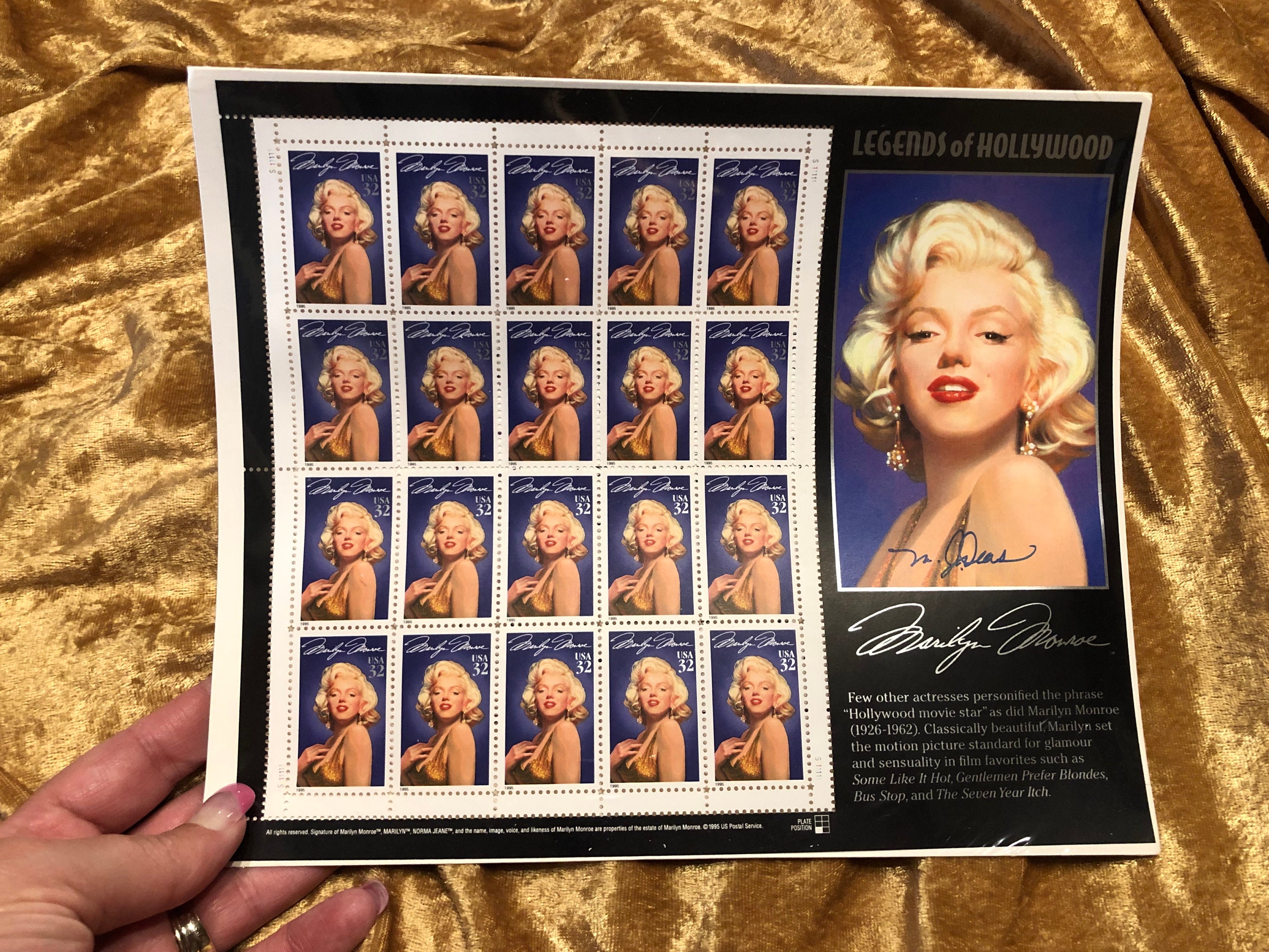 Detail Marilyn Monroe Postage Stamp Nomer 41