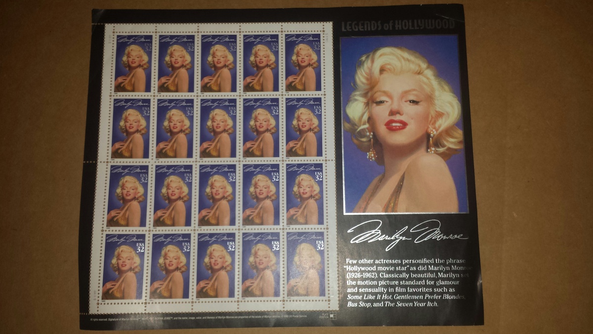 Detail Marilyn Monroe Stamp Sheet Nomer 18