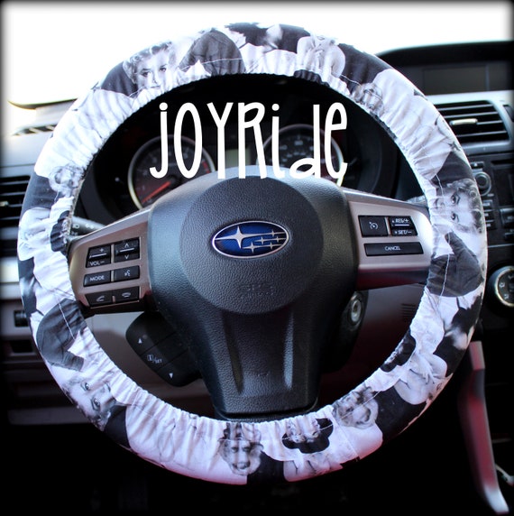 Detail Marilyn Monroe Steering Wheel Cover Nomer 7