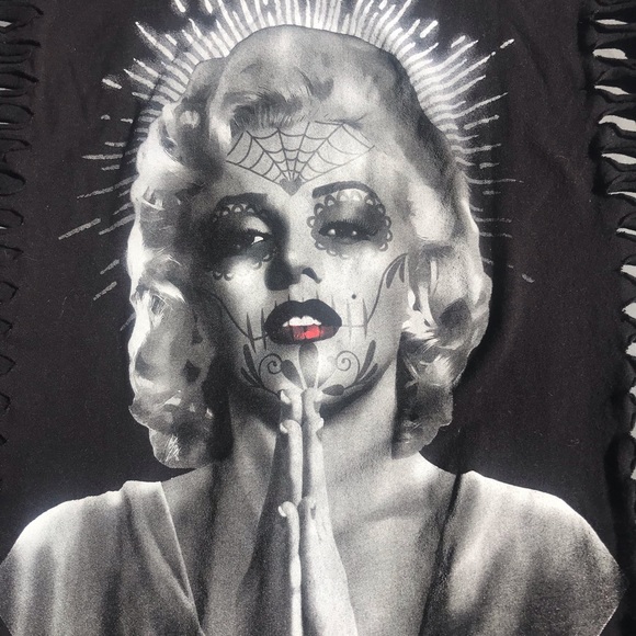 Detail Marilyn Monroe Sugar Skull Nomer 41