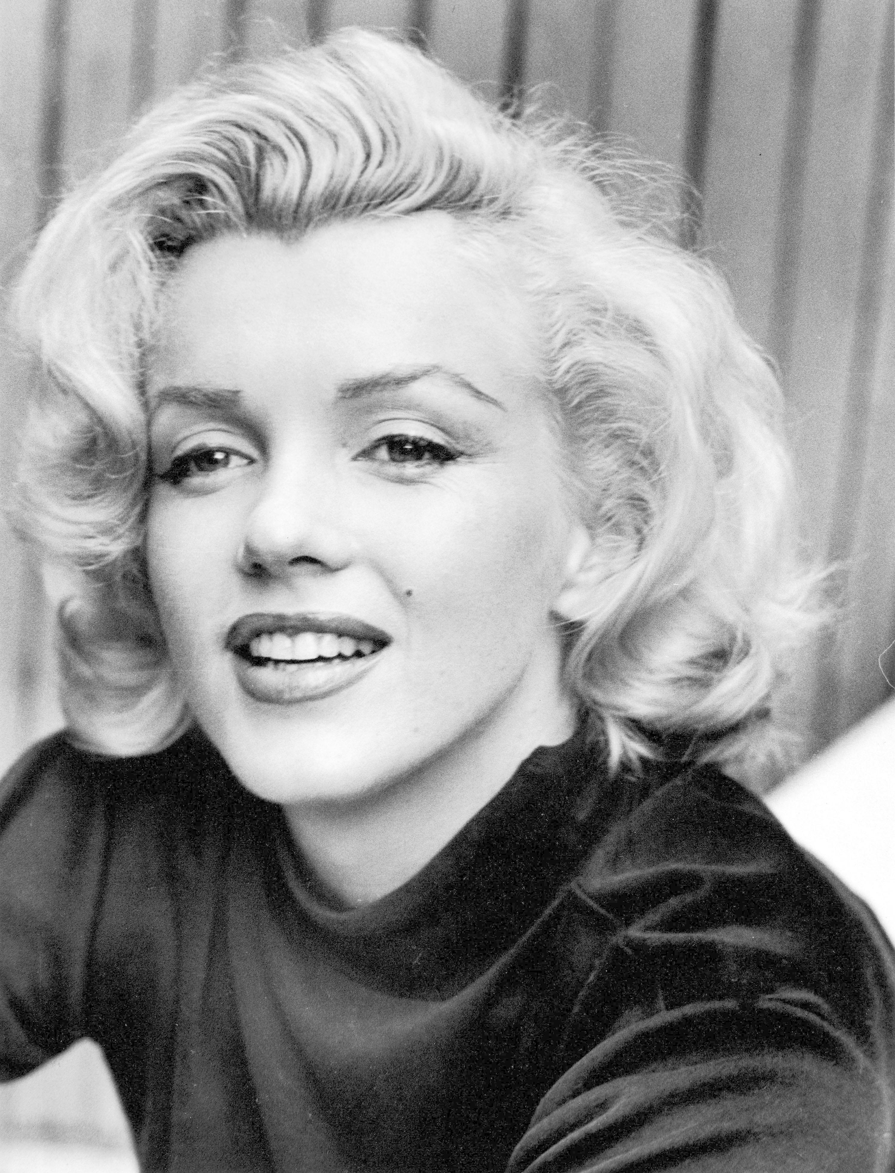 Detail Marilyn Monroe Wallpapers For Android Nomer 33