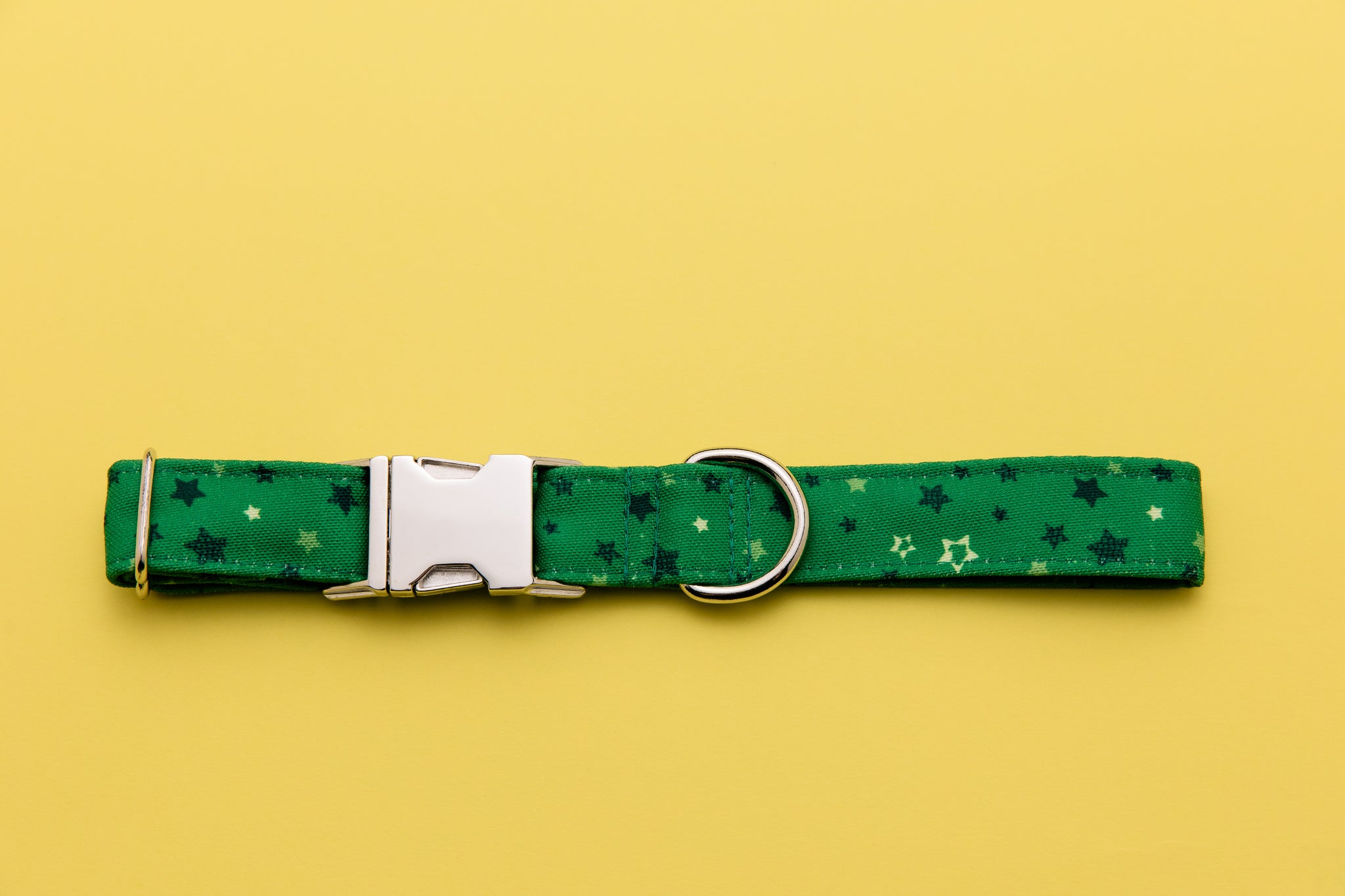 Detail Peter Pan Dog Collar Nomer 26