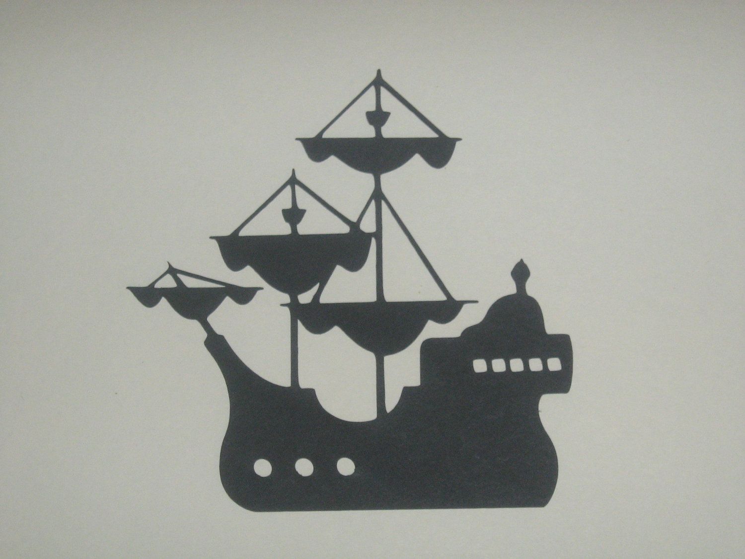 Detail Peter Pan Pirate Ship Silhouette Nomer 23