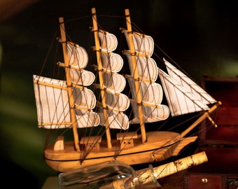 Detail Peter Pan Pirate Ship Silhouette Nomer 36