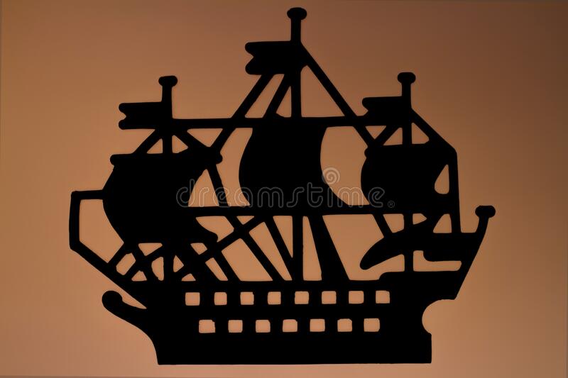 Detail Peter Pan Pirate Ship Silhouette Nomer 44
