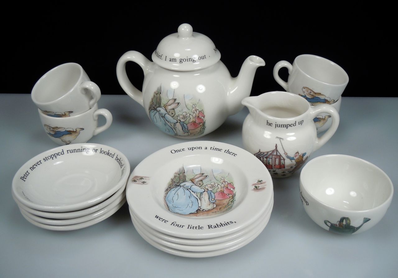 Detail Peter Rabbit Miniature Tea Set Nomer 11